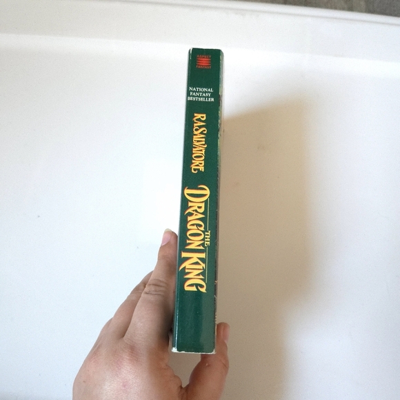 The Dragon King Fantasy Paperback Book - Picture 2 of 8